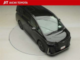 両側パワースライドドア付きだから、狭い駐車スペースなどでの乗り降りラクラク♪小さなお子さまのいるご家庭には嬉しい装備です。