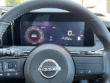 メーター内のカラーディスプレイには運転をサポートするさまざまな情報を表示。