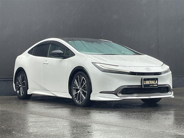 プリウス 2.0 Z E-Four 4WD 本革シート