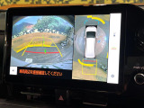 【パノラミックビューモニター】専用のカメラにより、上から見下ろしたような視点で360度クルマの周囲を確認することができます☆死角部分も確認しやすく、狭い場所での切り返しや駐車もスムーズに行えます。