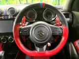 【純正革巻きステアリング】上質な革を使用することで、手にしっかり馴染みとても運転しやすいハンドルです♪