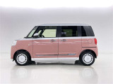 両側パワースライドドア付きだから、狭い駐車スペースなどでの 乗り降りラクラク!小さなお子さまのいるご家庭には嬉しい装備。