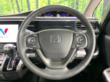 【純正革巻きステアリング】上質な革を使用することで、手にしっかり馴染みとても運転しやすいハンドルです♪