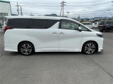 ◆北は北海道から南は沖縄まで、ご購入いただいたお車は全国にご納車が可能です!お電話、メール、動画などでリモートでお車のご案内も可能です!親切、丁寧に対応させて頂きますのでお気軽にご相談ください!