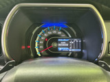 視認性の高いメーター類で、運転状況を的確に把握できます。デジタル表示による情報量も豊富で、快適なドライビングをサポートします。