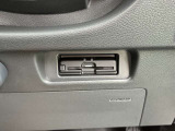 今や欠かせない装備となったETC車載器!ビルドインタイプなので、運転の邪魔にもなりません♪