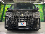 弊社では、全車『修復歴なし』のお車のみ取り扱っております。専任バイヤーによる厳選した仕入れの後、入庫後の車両チェックを行い、ネクステージが認定した高品質な中古車をご提供しております。