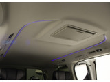 LEDルーフカラーイルミネーションが装備されております!多彩なバリエーションでお好みの室内空間を演出可能です!