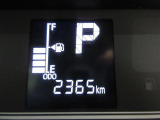 たとえばダイハツのお店にある、たくさんのスマアシ搭載車は、正常に作動する事をしっかり確認します。