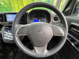 【純正革巻きステアリング】上質な革を使用することで、手にしっかり馴染みとても運転しやすいハンドルです♪