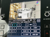 停車中にTVや映像コンテンツを楽しめる機能が搭載されています。休憩時間など、移動中の時間を有効活用できます。ドライブの楽しみ方が広がります。