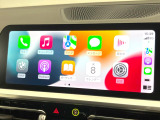 ●Apple Car Play:スマホとの有線接続で、ナビ・オーディオ再生などスマホのアプリ機能が画面でも使える便利機能です!