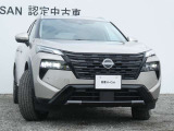 アダプティブLEDヘッドライト。フロントカメラで前方の状況を検知し対向車や先行車に眩しい思いをさせることなく必要なところだけを遠くまで照射します。