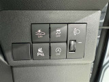 【横滑り防止機能】 車両走行安定補助システム搭載  車が横滑りしそうになった際に、横滑りを防ぐ安全装備が付いています。