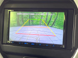 【バックカメラ】駐車時に後方がリアルタイム映像で確認できます。大型商業施設や立体駐車場での駐車時や、夜間のバック時に大活躍!運転スキルに関わらず、今や必須となった装備のひとつです!