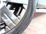 当店ではスポーツグレードや人気車種・上級グレードを主に仕入れ強化しております!中古車でお買い得感あるお車展示中となっておりますのでお客様のご来店、お見積もり依頼お待ちしております。
