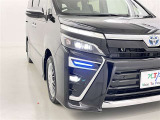 フォグランプ装着車です。暗い夜道の車両前方を明るく照らします