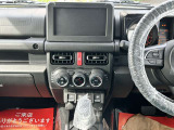 個性豊かなスタッフがお客様のご来店をお待ちしております。 女性の方、車に詳しくない方にも愛車選びをしっかりとサポート致します!!