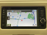 使いやすい地図画面で、スムーズなナビゲーションを実現。目的地まで迷わず行けます。運転のサポートをしてくれる頼もしい装備です。