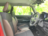 座り心地の良いシートが、ドライバーを快適にサポート。運転しやすい視界と操作性で、長距離運転も安心です。