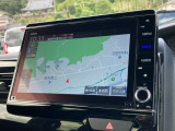 純正8インチインターナビ付きでフルセグ・DVD再生・Bluetoothなど付いてとても便利な車両です♪