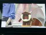 停車中に、ニュースや番組を楽しむことができます。同乗者の方も快適に過ごせる、便利な機能です。