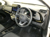 見通しのよいすっきりとした視界で、誰でも運転しやすいです。運転のしやすさは疲れにくさにも繋がりますよ♪