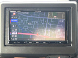 【ナビゲーション】目的地までしっかり案内してくれる使いやすいナビ。Bluetooth接続すればお持ちのスマホやMP3プレイヤーの音楽を再生可能!毎日の運転がさらに楽しくなります!!
