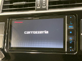 【メーカー純正ナビ】インテリアに溶け込むスタイリッシュな「専用設計」メーカーナビを装備♪視認性や操作性など基本性能にも優れ、より上質なカーライフをお楽しみいただけます。