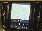 【Google搭載ナビ】Googleのアプリケーションとサービスがビルトインされ、スマートフォンと同じように車両を直感的に操作できます。Googleマップで音声操作や最新の交通情報を知ることが可能です