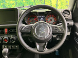 【純正革巻きステアリング】上質な革を使用することで、手にしっかり馴染みとても運転しやすいハンドルです♪