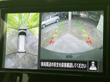 車両周辺の状況をわかりやすく表示。安全な運転をサポートする機能が充実しています。駐車時の不安を軽減し、より快適な運転をサポートします。