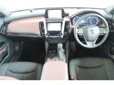 クラウン ハイブリッド 2.5 G Four 4WD 