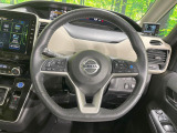【純正革巻きステアリング】上質な革を使用することで、手にしっかり馴染みとても運転しやすいハンドルです♪
