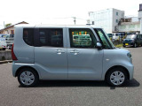 こちらのお車は店頭に展示してありますので、ぜひ実際にご覧ください。ご来店お待ちしております。