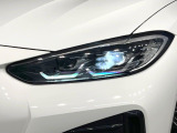 ●LEDヘッドライト:夜間走行時も良好な視界を確保し安心して運転できる高輝度LEDヘッドライトを装備!点灯速度が早く、消費電力も抑えられています。