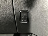 走行に必要な情報を分かりやすく表示。視認性に優れたデザインで、運転に集中できます。安全運転をサポートする頼もしい機能が満載です。