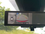 【アラウンドビューモニター】CMでもおなじみ!「上から丸見えアラウンドビューモニター」装着車★モニターもしくはルームミラーに車を真上から見た映像を映し出します★車庫入れでもお役立ちです★