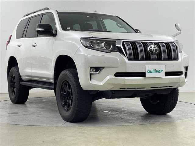 ランドクルーザープラド 2.8 TX ディーゼル 4WD 4WD サンルーフ