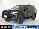 様々なライフスタイルにマッチしたカーライフの可能性を広げるSUV。厳選されたトヨタ認定中古車のランドクルーザープラドです。