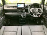 開放感のある室内空間です。ドライバーもゆったりとくつろげる、快適な運転席を実現しています。