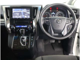 見通しのよいすっきりとした視界で、誰でも運転しやすいです。運転のしやすさは疲れにくさにも繋がりますよ♪
