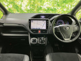 充実したナビ・オーディオシステムを搭載。運転に必要な情報や、お好みのエンターテイメント機能で、快適なドライブをサポートします。