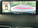 【360&deg;ビューモニター】専用のカメラにより、上から見下ろしたような視点で360度クルマの周囲を確認することができます☆死角部分も確認しやすく、狭い場所での切り返しや駐車もスムーズに行えます。