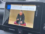 停車中にTVや動画コンテンツを楽しめる機能。待ち時間や休憩時間に、エンターテインメントを満喫できます。