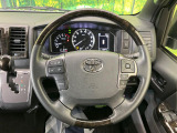 【純正革巻きステアリング】上質な革を使用することで、手にしっかり馴染みとても運転しやすいハンドルです♪