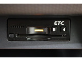 高速道路走行の料金所をノンストップで通過できるETCを装備!※ ETCカードのお申し込みも当社にお任せ下さい!