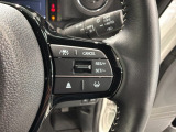 クルーズコントロールを装備しています。高速道路などで一定の速度で走ってくれるので運転が楽ですよ!速度を設定できますので、スピードの出しすぎにも注意できます。