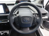 ぜひ展示車の運転席に座ってみてください。