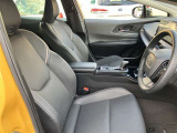 見通しのよいすっきりとした視界で、誰でも運転しやすいです。運転のしやすさは疲れにくさにも繋がりますよ♪